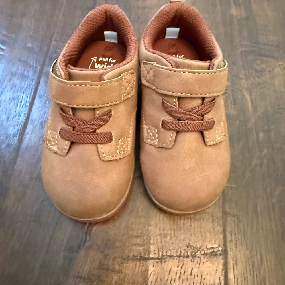 Stride Rite Jay Oxford Brown Toddler Shoes with Velcro strap | Size 5M